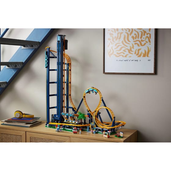 LEGO® Icons Loop Coaster (10303) image 10
