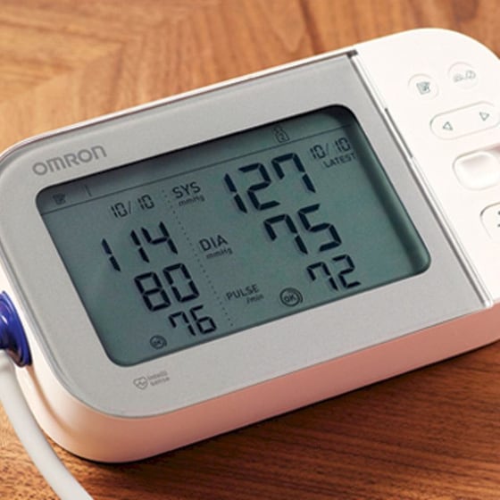 Ψηφιακό Πιεσόμετρο Omron Μπράτσου X7 Smart HEM-7361T-ESL με Bluetooth και Ανίχνευση Αρρυθμίας Λευκό image 5