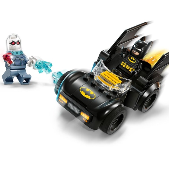LEGO® DC Batman™ & Batmobile™ vs. Mr. Freeze™ (76301) image 2