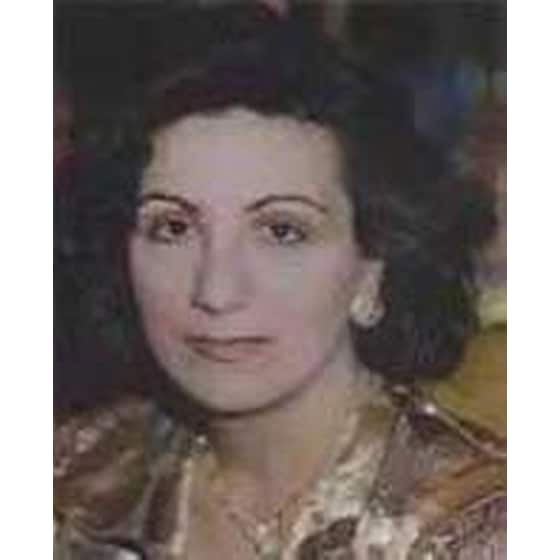 Γλυκό με θλιμμένα καρύδια image 1