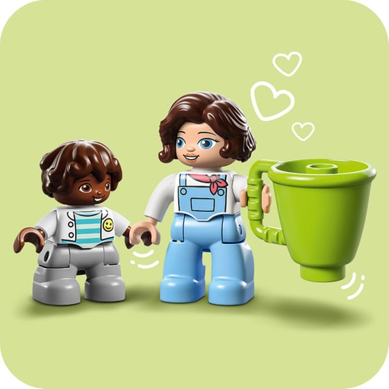 LEGO® Duplo Family House on Wheels (10986) image 15