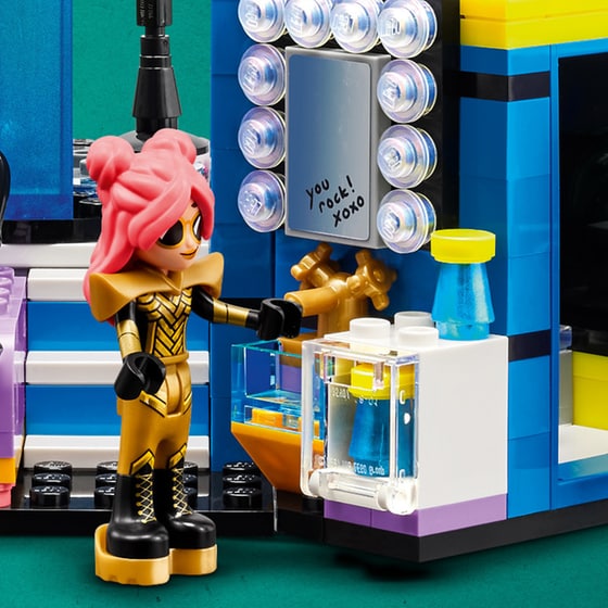 LEGO® Friends Heartlake City Music Talent Show (42616) image 5