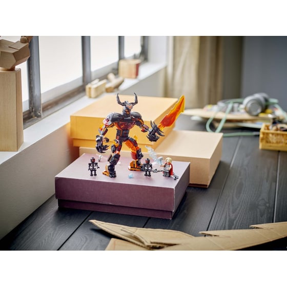 LEGO® Marvel Thor vs. Surtur Construction Figure (76289) image 9
