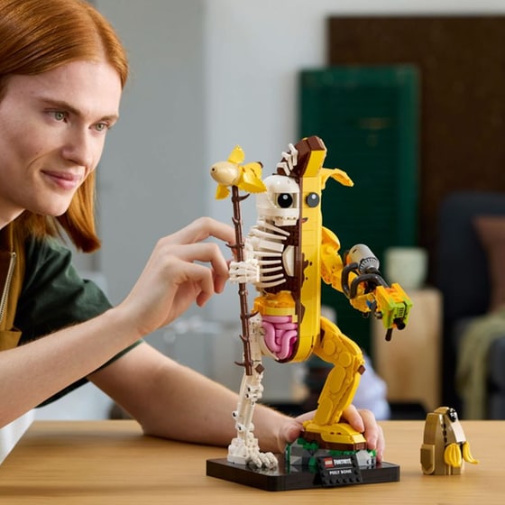 LEGO® Fortnite Peely Bone (77072) image 10