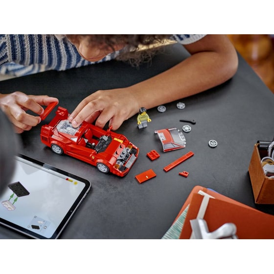 LEGO® Speed Champions Ferrari F40 Supercar (76934) image 7