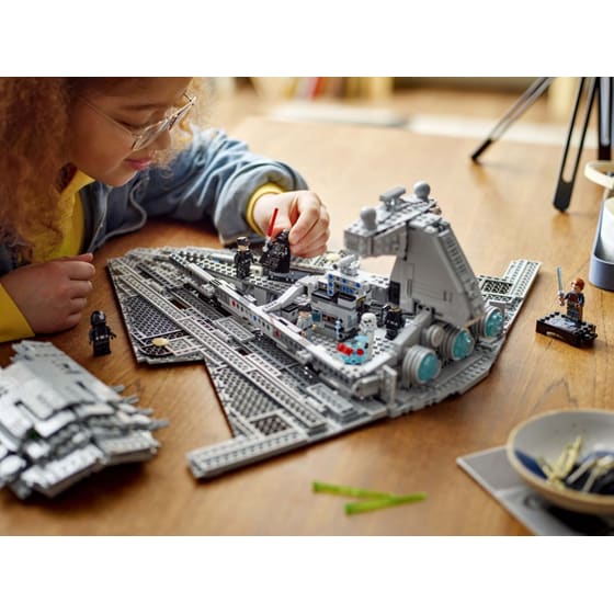 LEGO® Star Wars Imperial Star Destroyer™ (75394) image 11