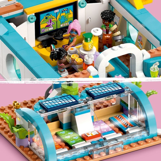 LEGO® Friends Travel Boat Adventure (42664) image 11