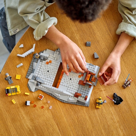 LEGO® Star Wars Obi-Wan Kenobi™ vs. Darth Vader™ (75334) image 9