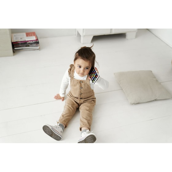 Kidsmedia - My First Smartphone With Light (22298) image 3