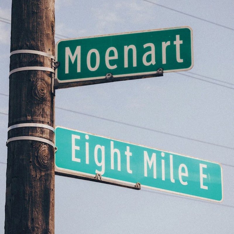 8 Miles To Moenart (10th Anniversary) (LP)