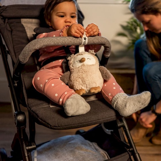 Tommee Tippee Ollie The Owl Ταξιδιωτικό Κρεμαστό Παιχνίδι/ Βοήθημα Ύπνου με Αισθητήρα για Κλάμα, Φως, Ήχο image 9