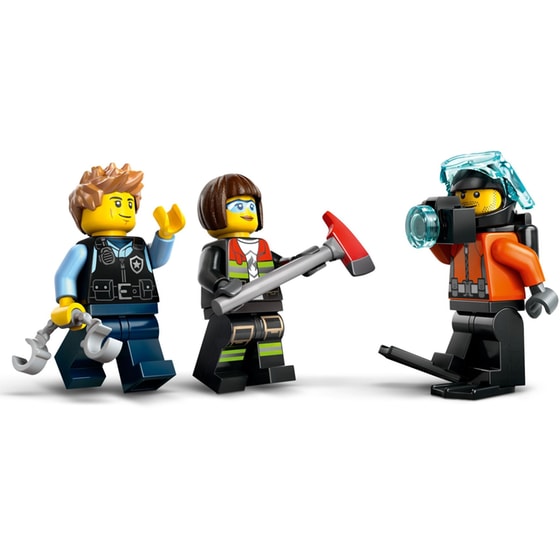 LEGO® City Helicopter, Fire Truck & Submarine Remix (60462) image 8