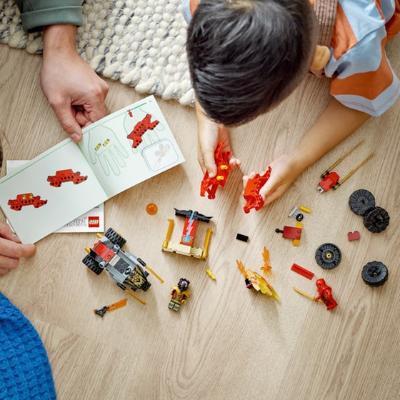 LEGO® Ninjago Kai and Ras's Car and Bike Battle (71789) image 5