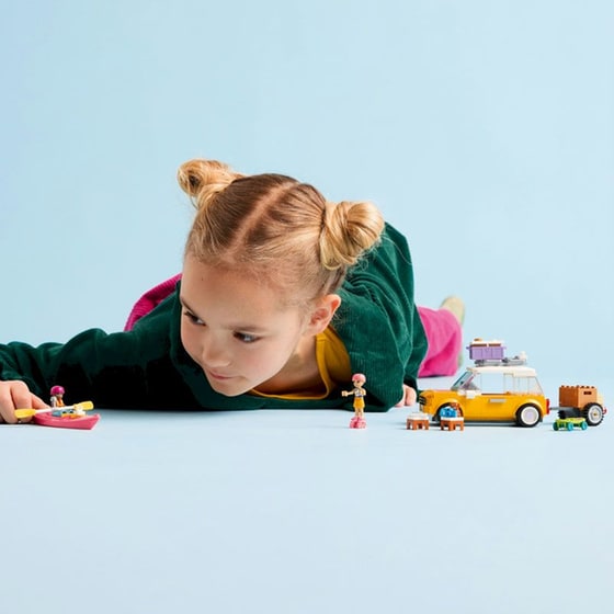 LEGO® Friends Friendship Road-Trip Travel Car (42659) image 4