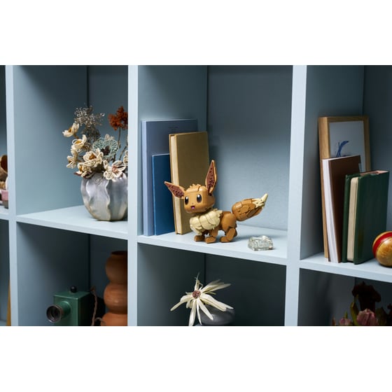 LEGO® Pokémon™ Eevee (72151) image 8