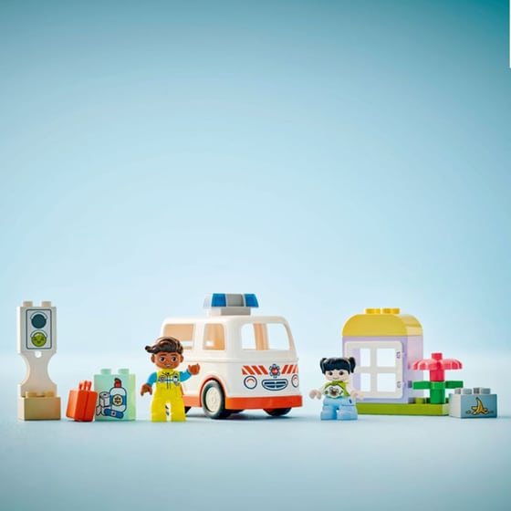 LEGO® Duplo Ambulance & Driver (10447) image 11