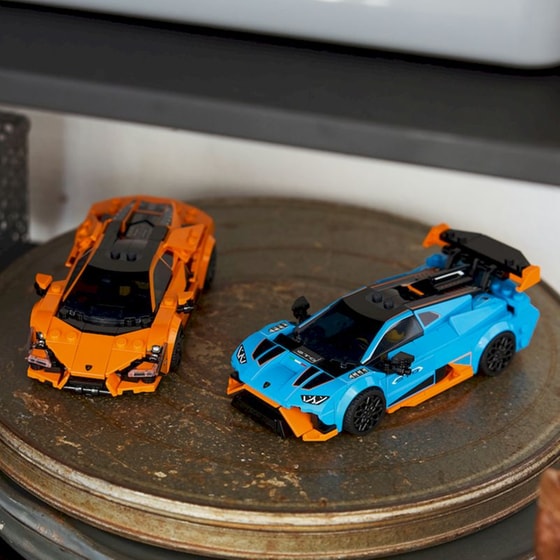 LEGO® Speed Champions Lamborghini Revuelto & Huracán STO (77238) image 2