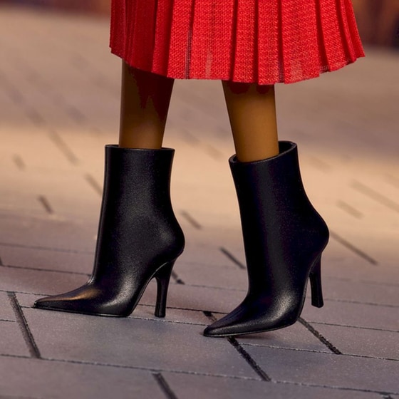 Κούκλα Barbie Fashion Week - Milan image 4