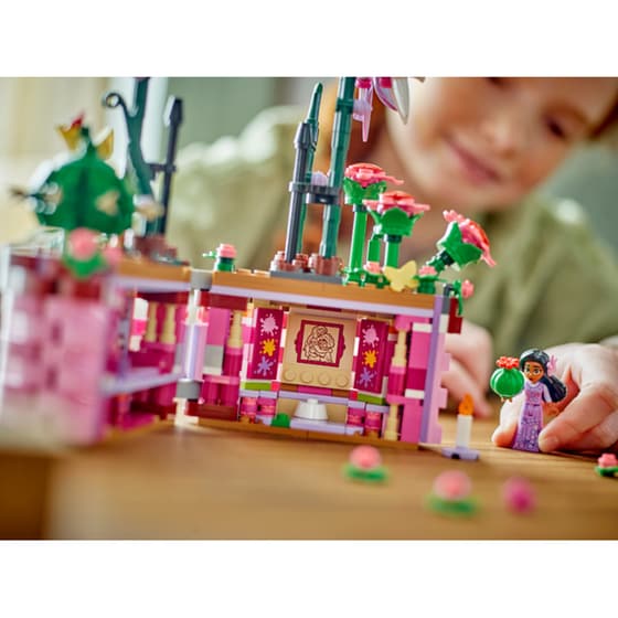 LEGO® Disney Mirabel's Isabela's Flowerpot (43237) image 3