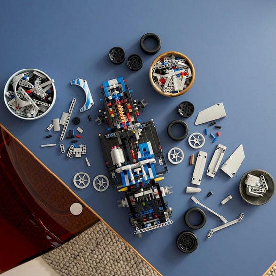 LEGO® Technic 2 Fast 2 Furious Nissan Skyline GT-R (R34) Car (42210) image 7