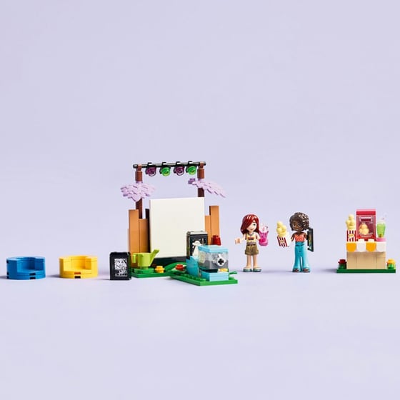 LEGO® Friends Friendship Movie Night (42642) image 5