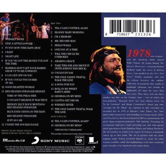 Willie And Family Live image 1