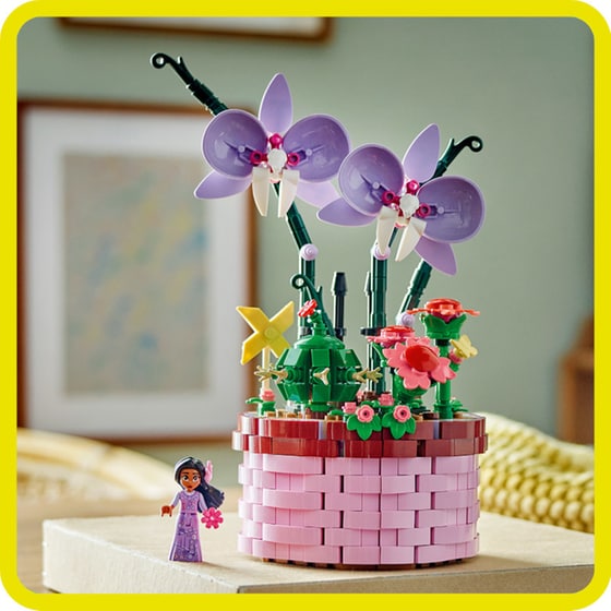 LEGO® Disney Mirabel's Isabela's Flowerpot (43237) image 6