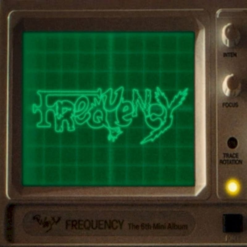 Frequency (Photo Book ver.) (Random Ver.)