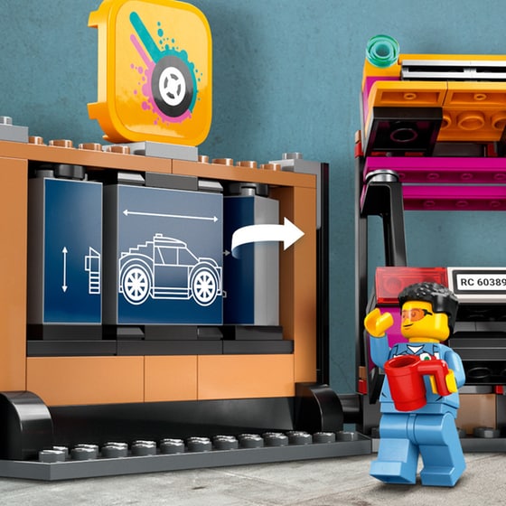 LEGO® City Custom Car Garage (60389) image 7