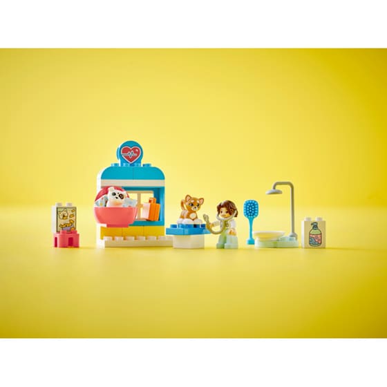 LEGO® Duplo Visit to the Vet Clinic (10438) image 4