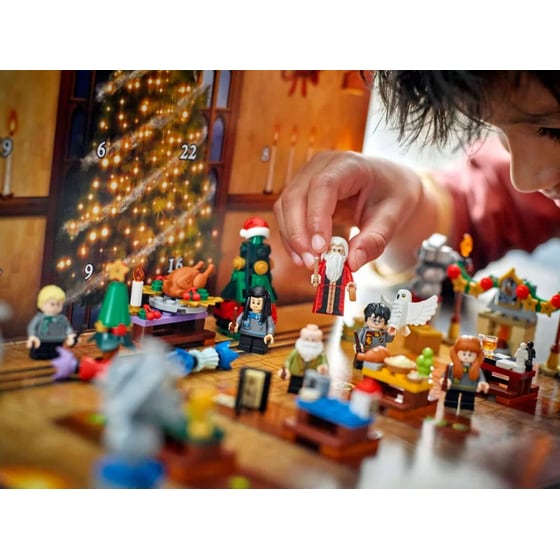 LEGO® Harry Potter™ 2024 Advent Calendar (76438) image 6