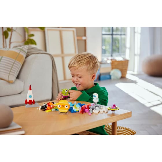 LEGO® Classic Creative Space Planets (11037) image 5