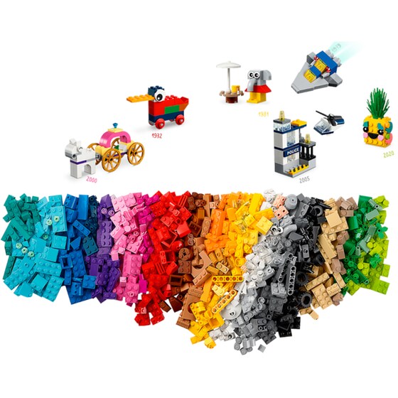 LEGO® Classic 90 Years of Play (11021) image 4
